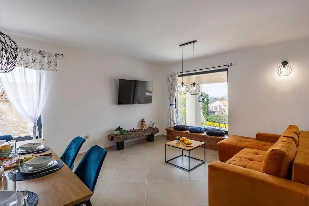 Tatil Evi House With Pool Poli Stare Nuoni Villa Žminj Hırvatistan
